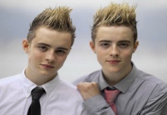 Jedward: «Я — Азер, он — Байджан, вместе мы — Азербайджан!»