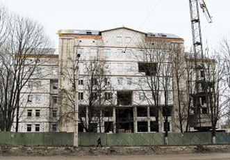 Строится новое здание для Школы детского творчестваи художественного мастерства имени Эртогрула Джавида