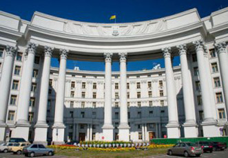 Украинская сторона опровергает информацию о поставках оружия в Армению