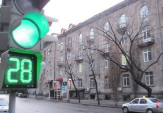 На одном из центральных проспектов Баку установят новые светофоры