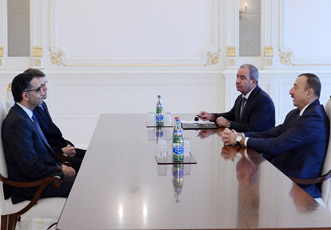 Президент Азербайджана Ильхам Алиев принял президента Международной корпорации ICANN Фади Шехаде