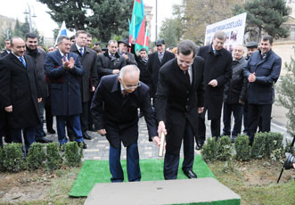 В новом парке в Наримановском районе Баку состоялась церемония закладки фундамента памятника «Дружбы Баку и Астрахани»
