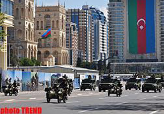 В военном параде, который пройдетна площади Азадлыг, предусматривается участие свыше 5000 тысяч военнослужащих личного состава