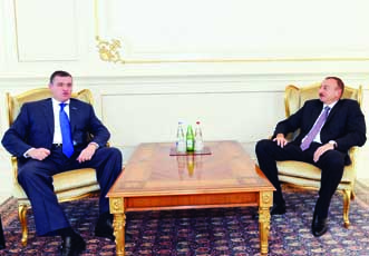 Президент Ильхам Алиев принял главу Наблюдательной миссии от СНГ по наблюдению за президентскими выборами в Азербайджане Леонида Слуцкого
