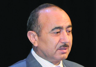Али Гасанов: «Мнения Кэтрин Эштон и Штефана Фюле сформированы на основе необъективных, односторонних, предвзятых сведений, искажающих реальное состояние избирательного процесса в Азербайджане»