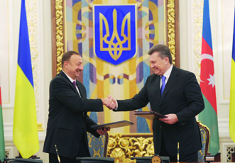 Подписаны азербайджано-украинские документы