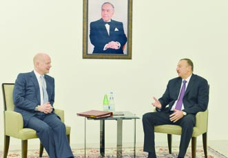 Президент Азербайджанской Республики Ильхам Алиев принял министра иностранных дел Соединенного Королевства Великобритании и Северной Ирландии Уильяма Хейга