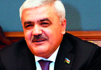 Ровнаг Абдуллаев: «Сварку труб TANAP планируется начать в июле»