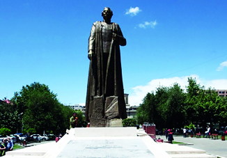 Заговор молчания или возрождение нацизма?