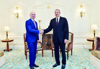 Президент Азербайджана Ильхам Алиев встретился в Бишкеке с премьер-министром Молдовы Павлом Филипом