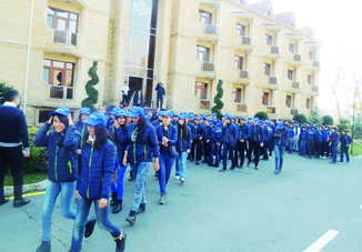 В рамках просветительской тур-акции в Габале прошла акция по высадке деревьев