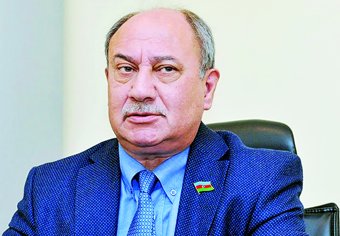 Араз Ализаде: «ОБСЕ ищет повод, чтобы надавить на Азербайджан» Интервью с кандидатом в президенты, председателем Социал- демократической партии Азербайджана Аразом Ализаде