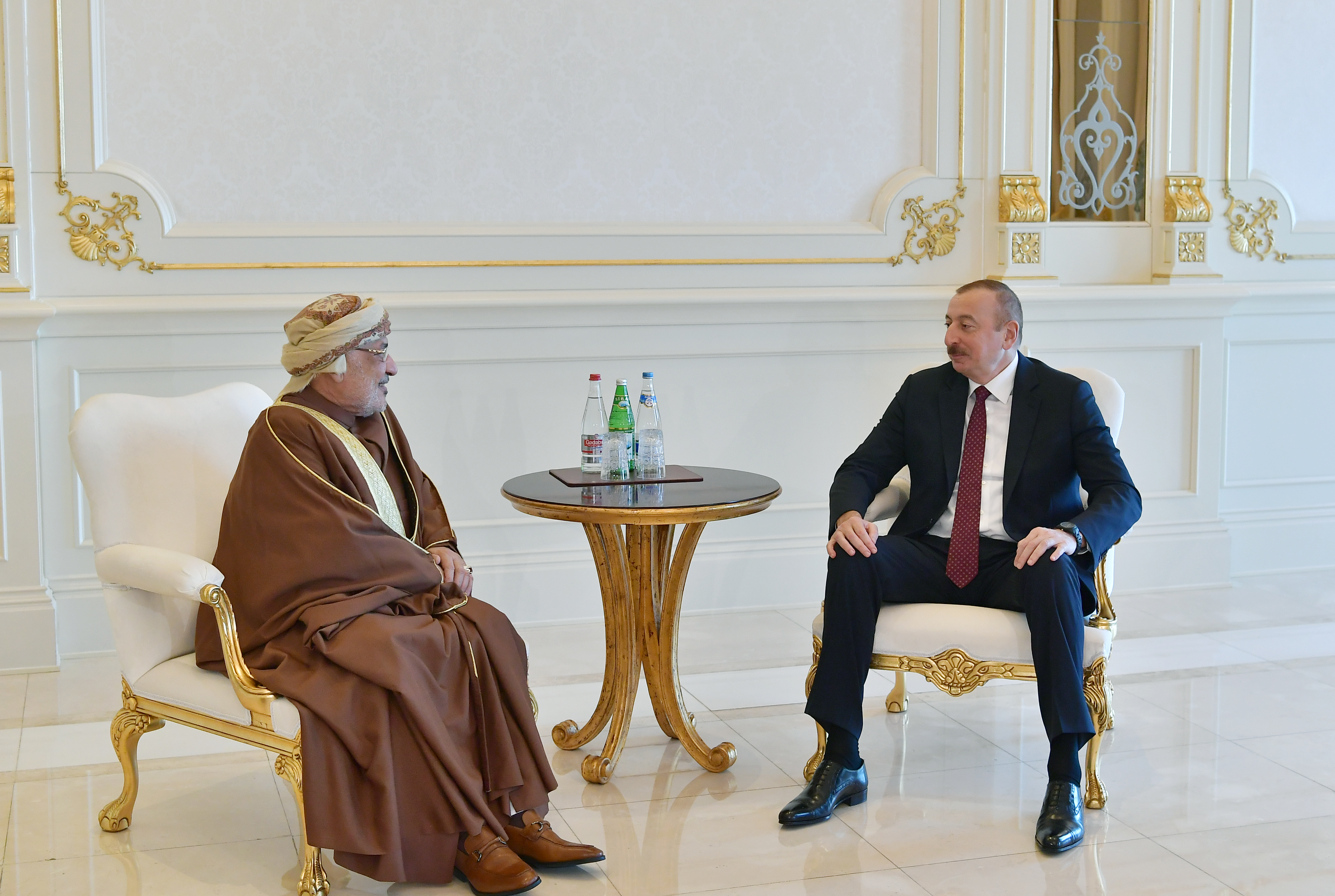 Президент Ильхам Алиев принял делегациюво главе с председателем Государственного совета Омана