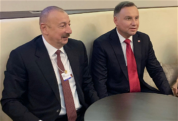 В Давосе состоялась встреча ПрезидентаАзербайджана Ильхама Алиеваи Президента Польши Анджея Дуды