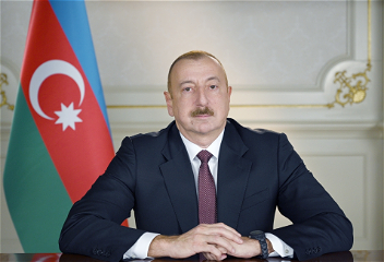 Обращения к главе государства:«Уважаемый Президент, Ваша решительностьвызывает чувство гордости в сердце каждогогражданина Азербайджана»