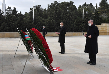 Почтение памяти шехидов
