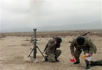 Минометные батареи провели боевые стрельбы