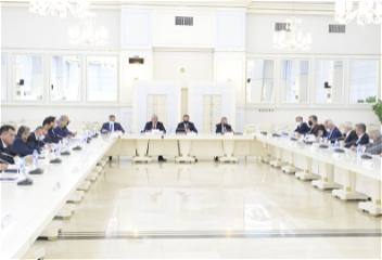 В Милли Меджлисе обсуждается законопроект «О государственном бюджете Азербайджанской Республики на 2022 год»