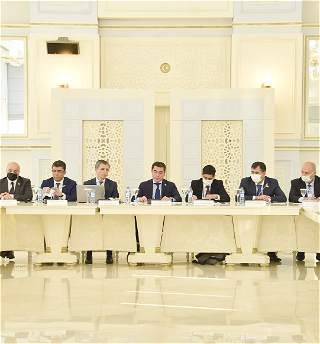 Четвертая власть в фокусе первой