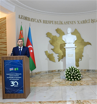 Славная вехаво взаимоотношениях