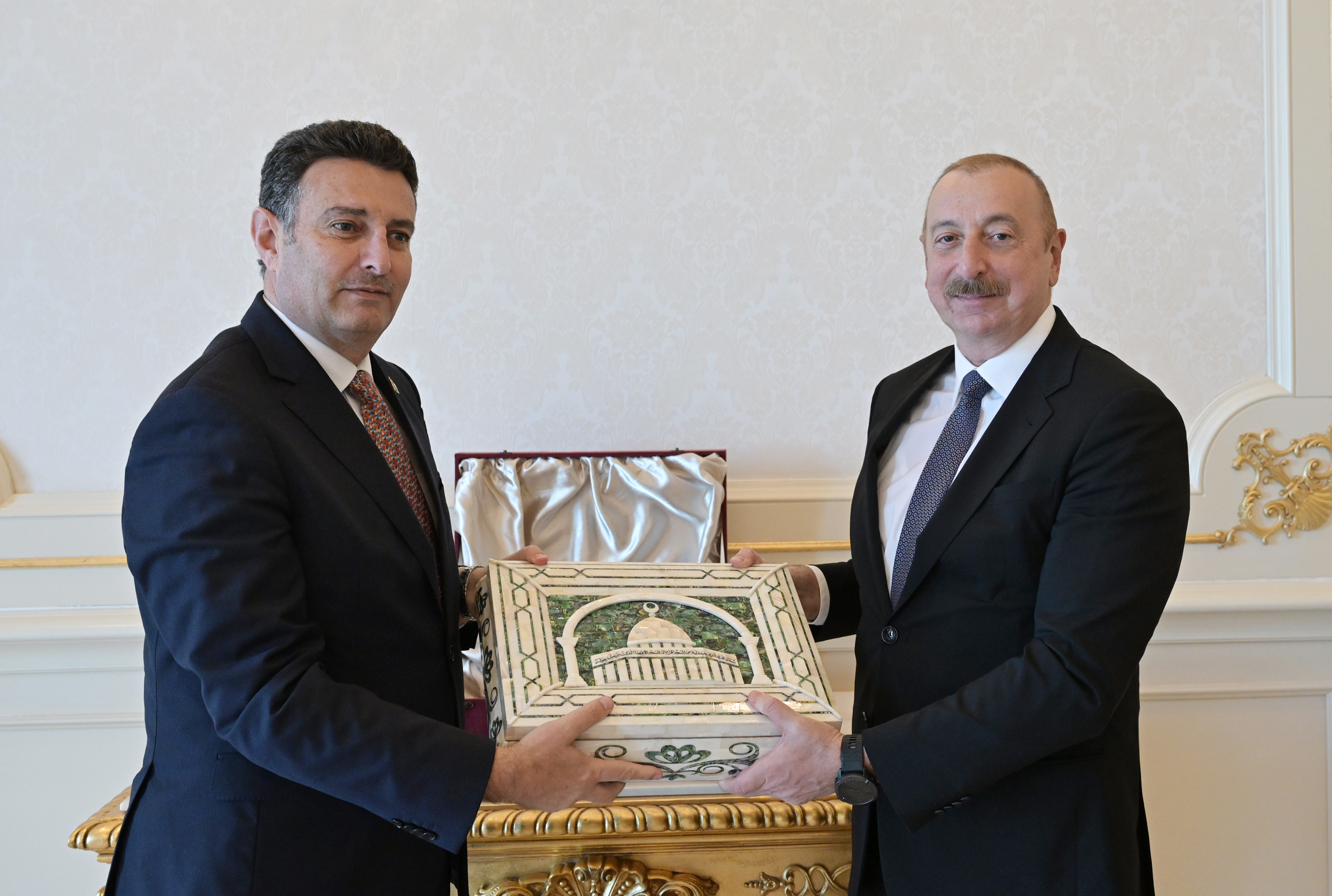 По пути уверенного развития