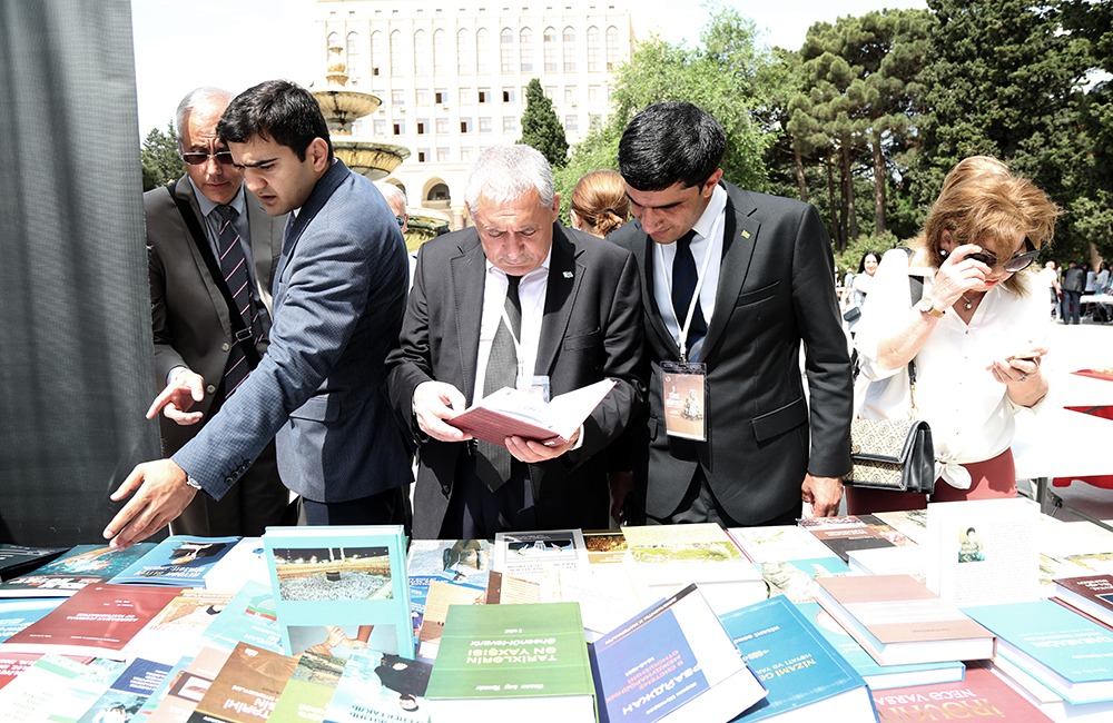 Can qardaşı, qan qardaşı, şan qardaşıyıq biz