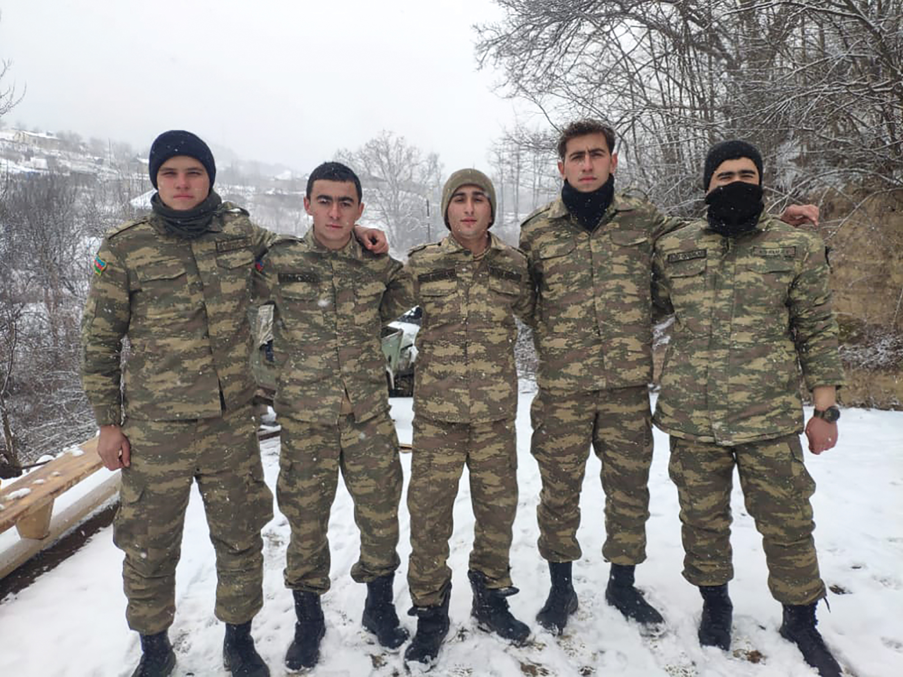 Нам жить и помнить