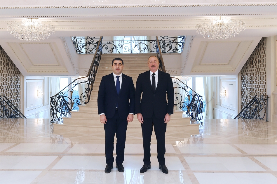 Президент Ильхам Алиев принял делегацию во главе с председателем парламента Грузии