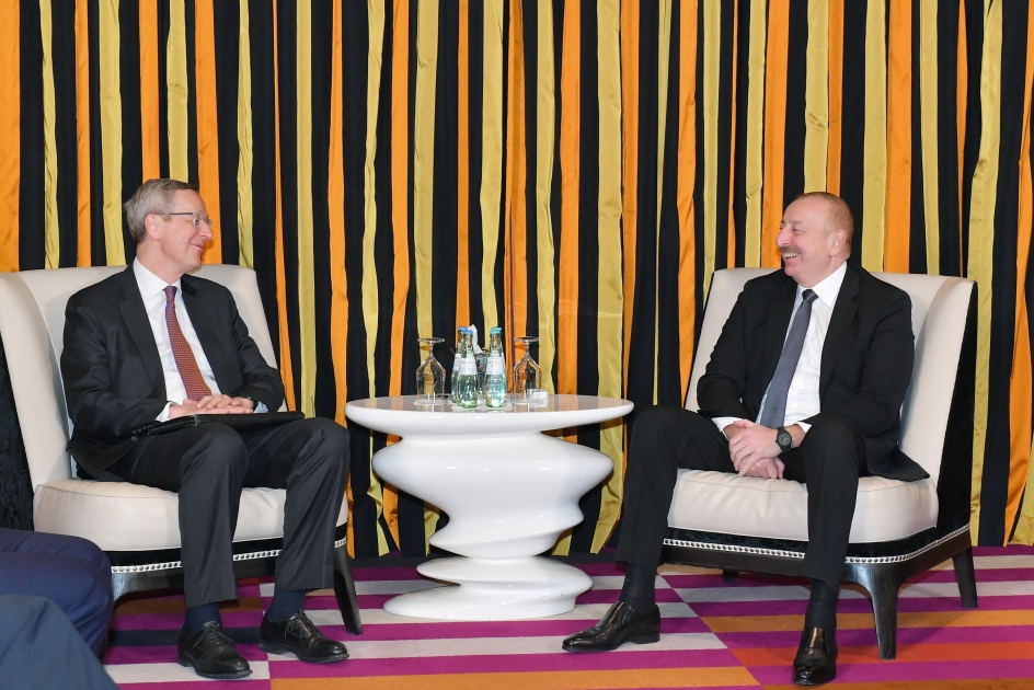 В Мюнхене состоялась встреча Президента Азербайджана Ильхама Алиева с исполнительным директором Восточногерманской бизнес-ассоциации