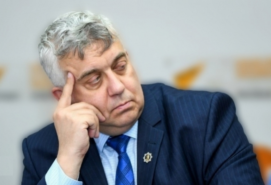 Макрон vs Пашинян: танец пасодобль