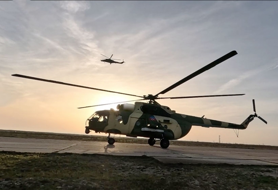 Военные летчики выполнили учебно-тренировочные полеты