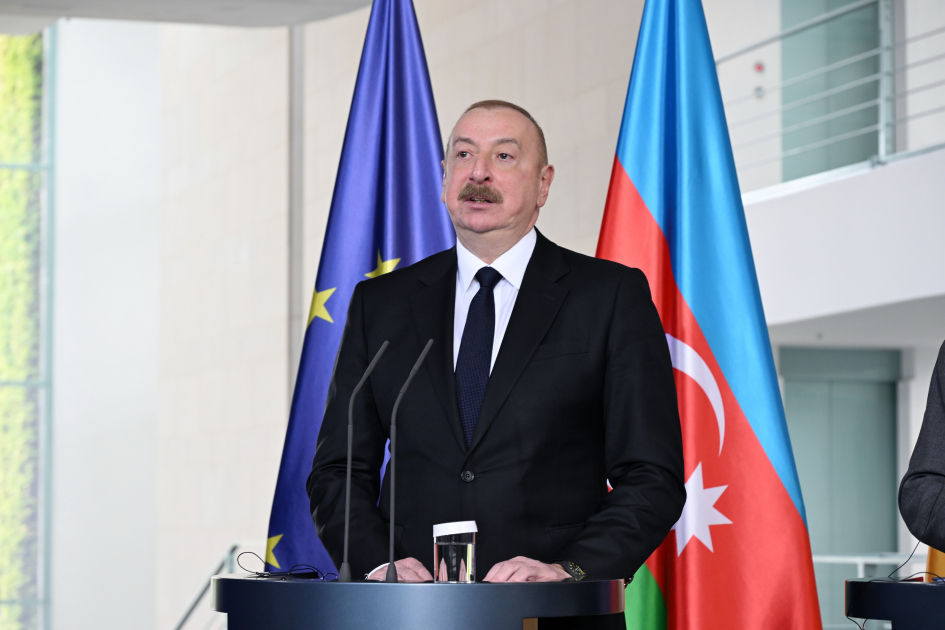 Президент Азербайджана: 6 тысяч бывших переселенцев уже вернулись на свои исконные земли