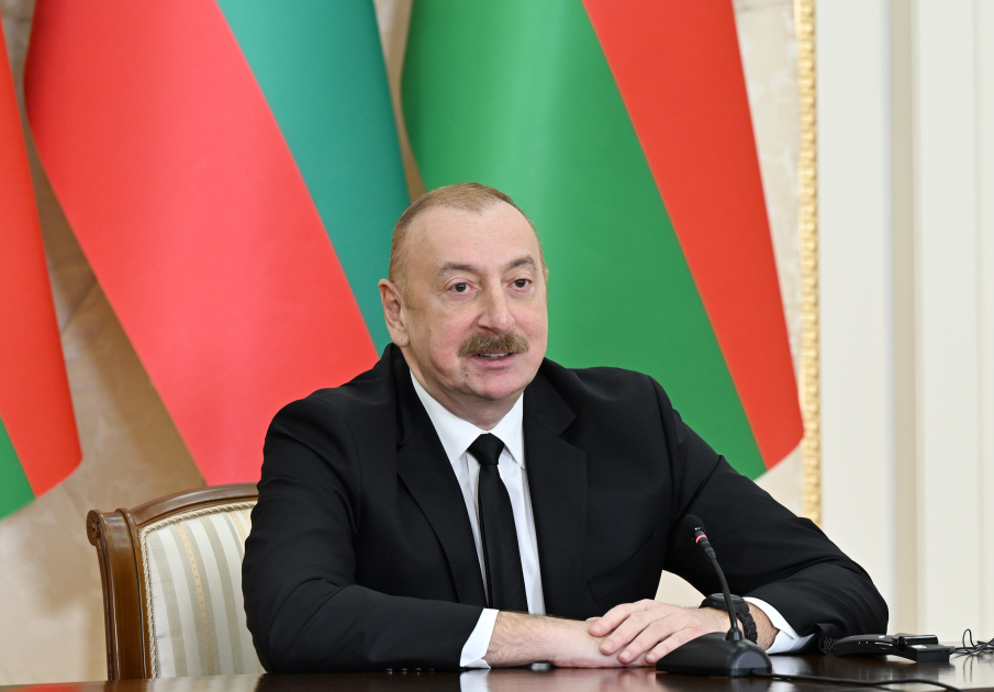 Президент: Перевозка больших объемов грузов по коридору Восток-Запад и в обратном направлении еще больше укрепит наши отношения с Болгарией