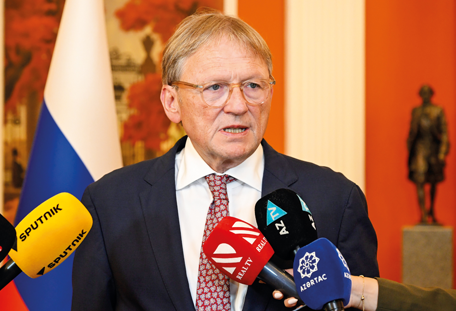 Движению вперед быть