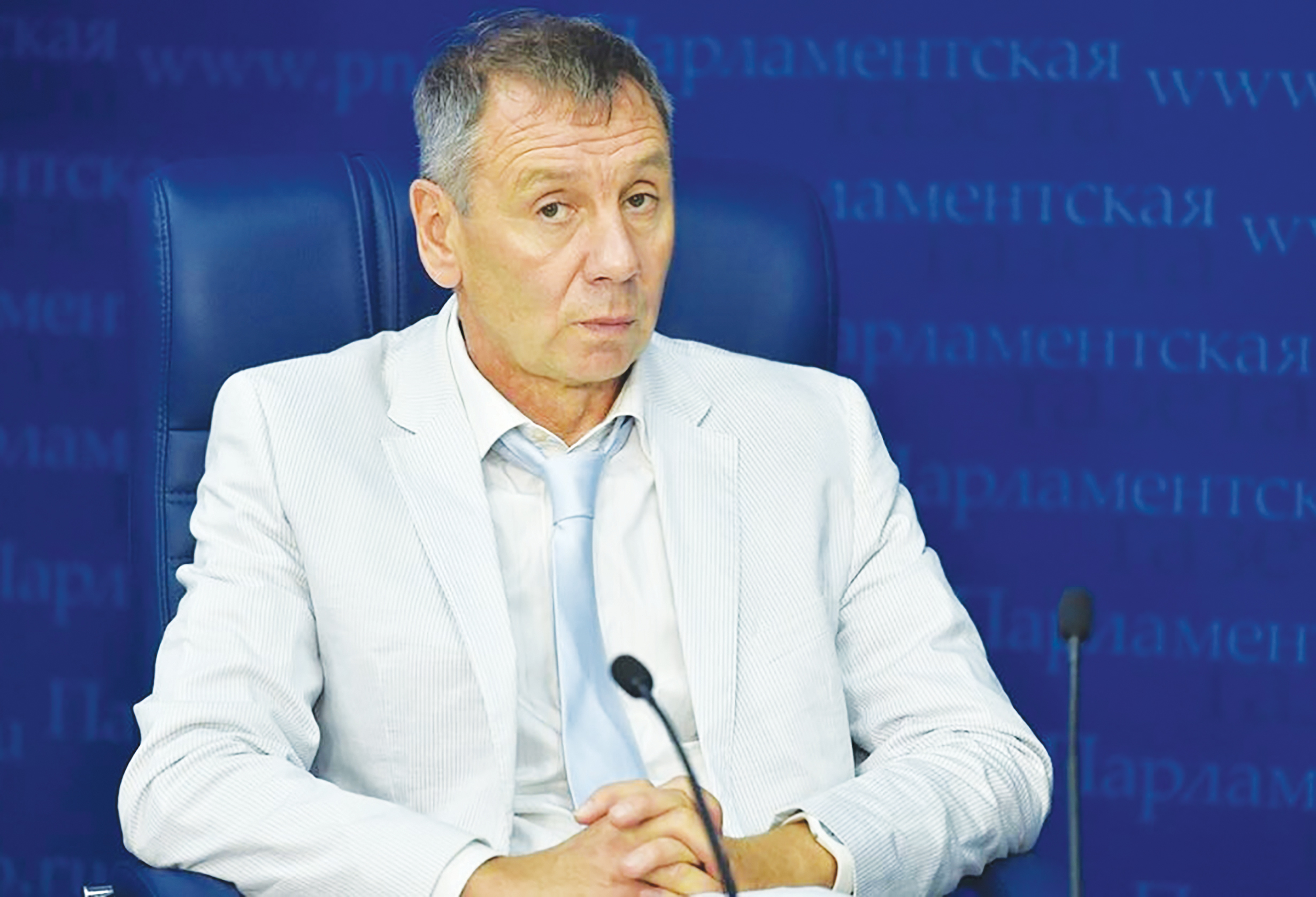 Панамский канал по-азербайджански