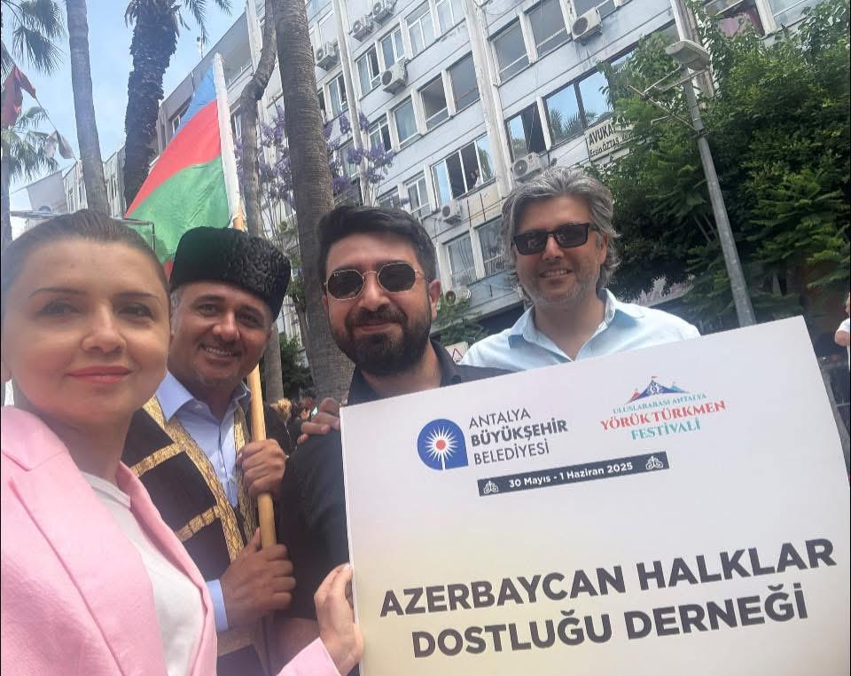 Азербайджанский шатер в Анталье