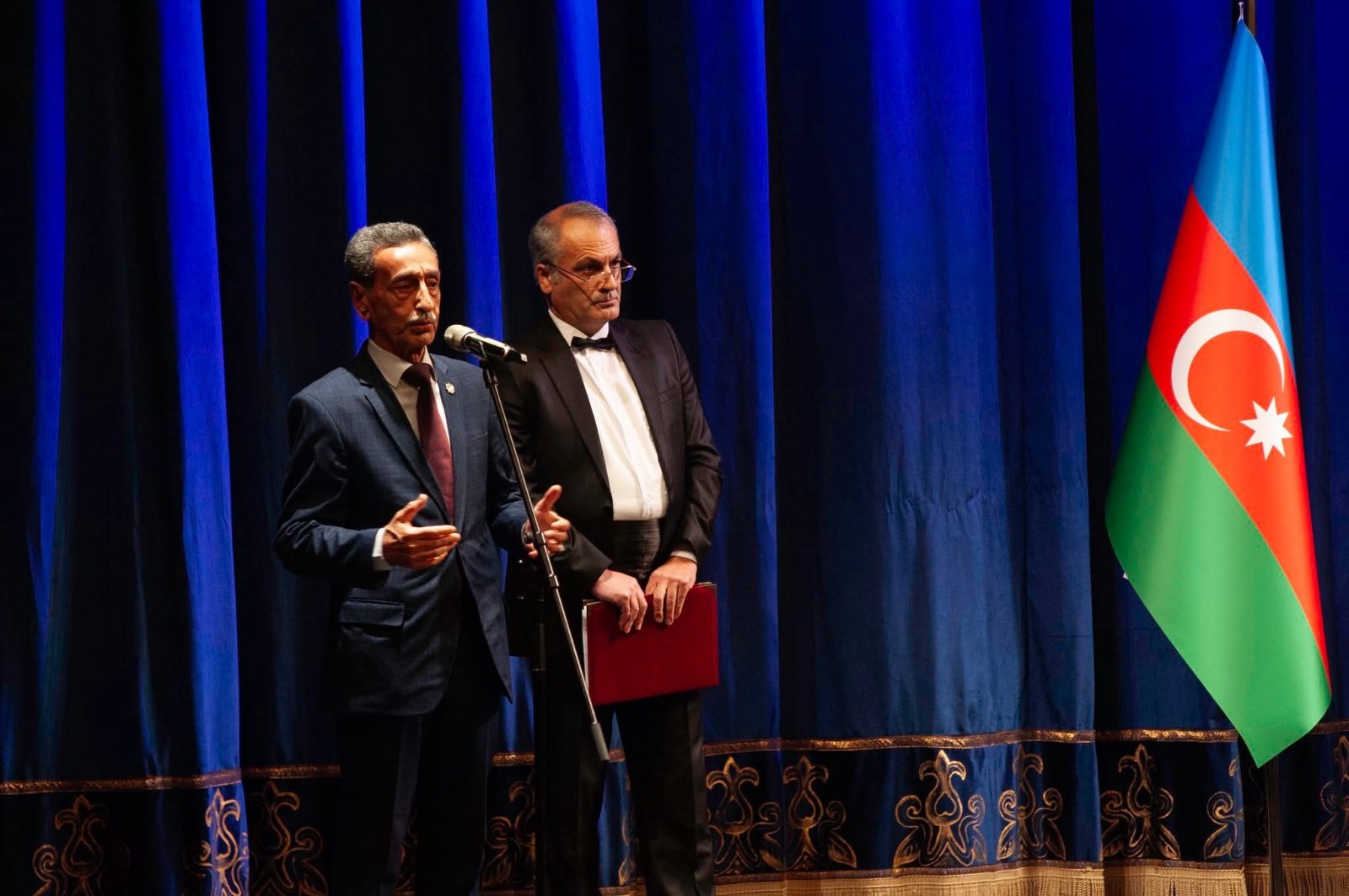 Аздрама презентовала премию «Zəfər»