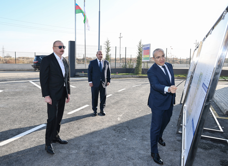 Президент Ильхам Алиев принял участие в открытии предприятия по производству металлических опор линий электропередачи в Агдаме