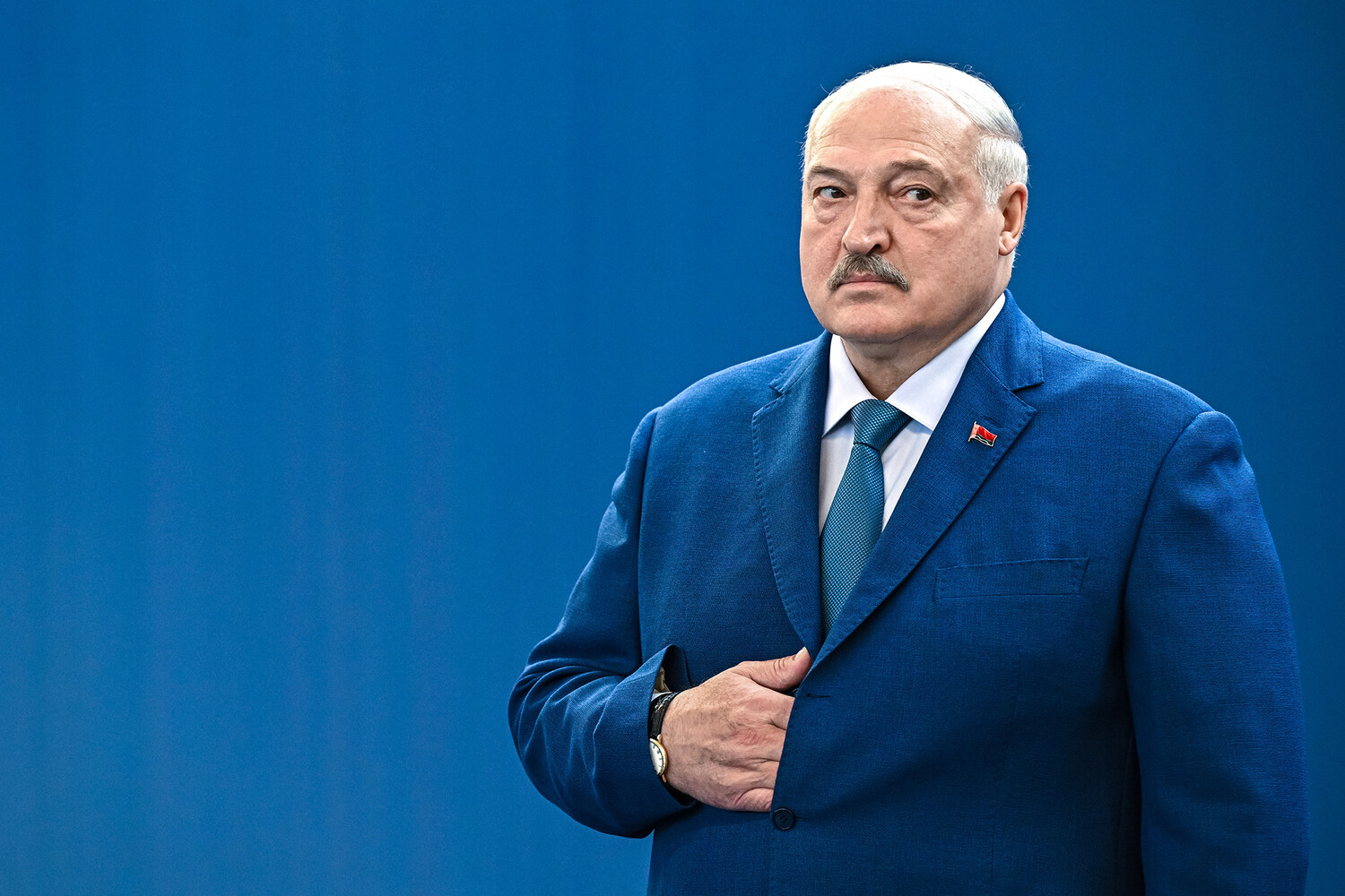 Лукашенко: «Зряплаты» в Беларуси не будет