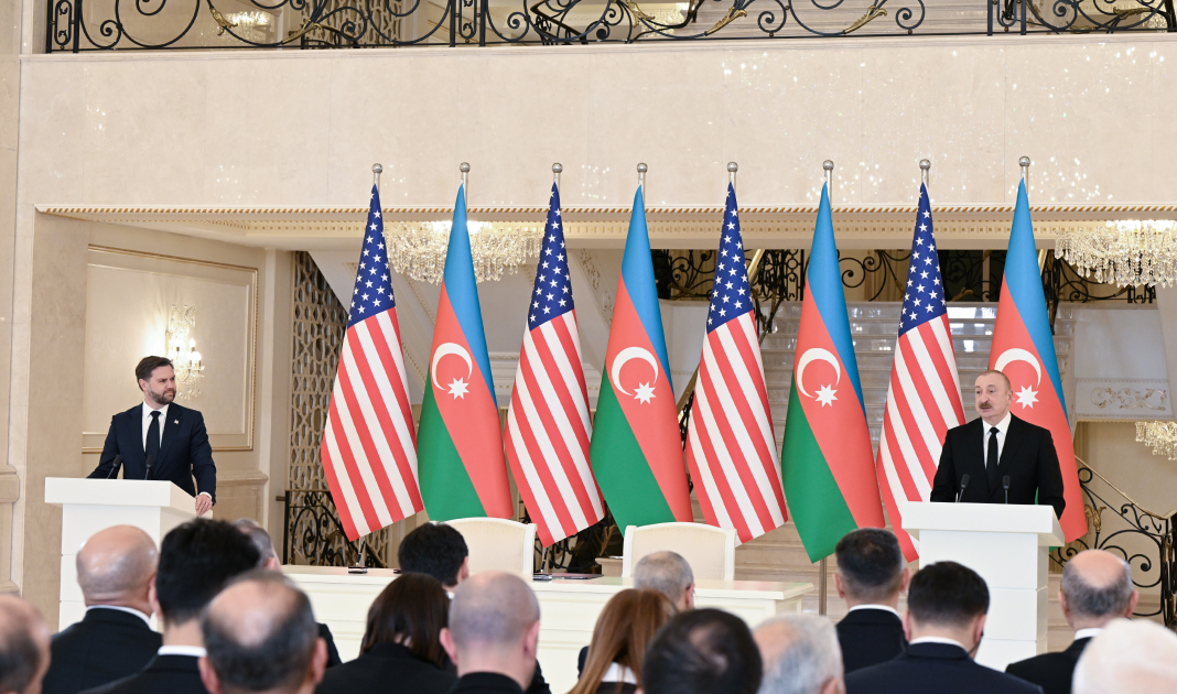Президент Азербайджана Ильхам Алиев и вице-президент США Джей Ди Вэнс выступили с заявлениями для прессы