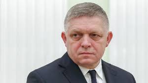 Премьер Словакии Фицо сообщил о страхе внутри ЕС из-за ухода крупных компаний