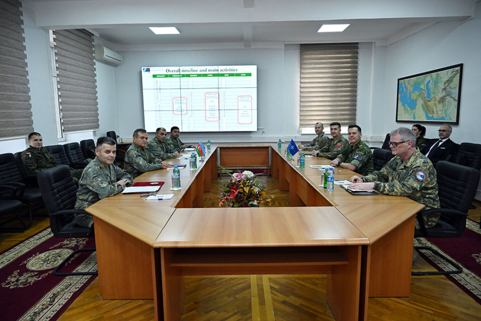 Состоялась встреча с составом мобильной тренинговой группы НАТО