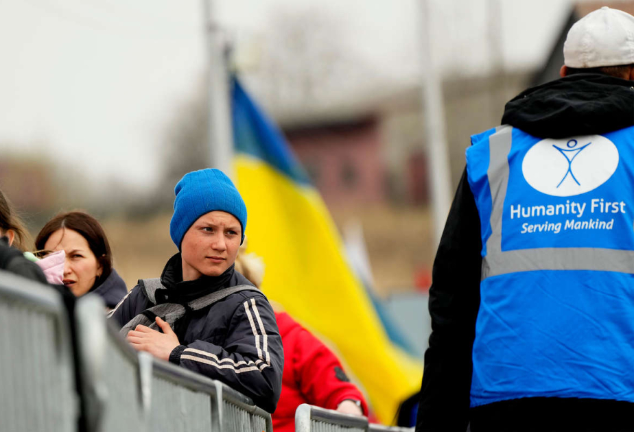 Президент Польши подписал закон о прекращении помощи беженцам с Украины