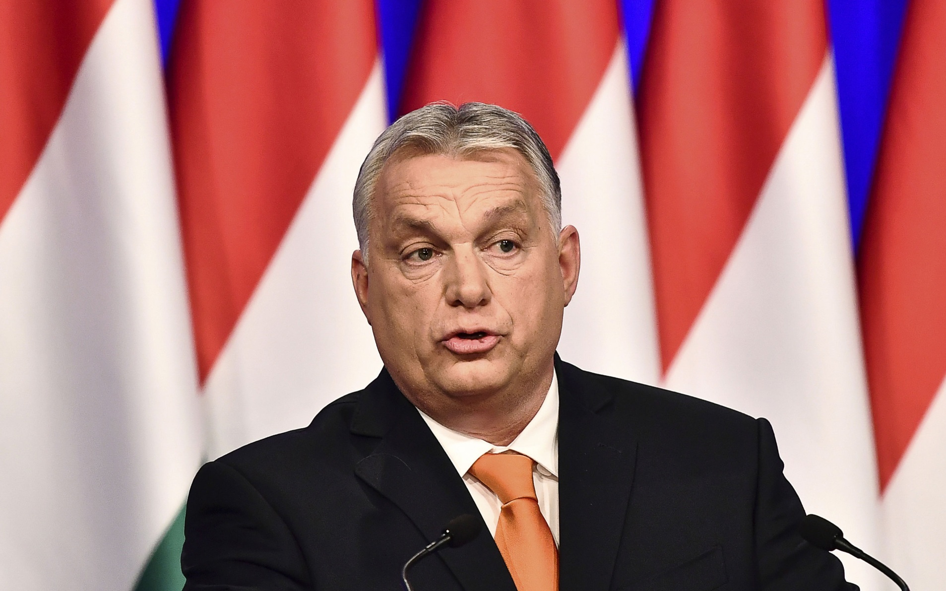 Орбан заявил, что Венгрия не будет оказывать военную помощь Украине