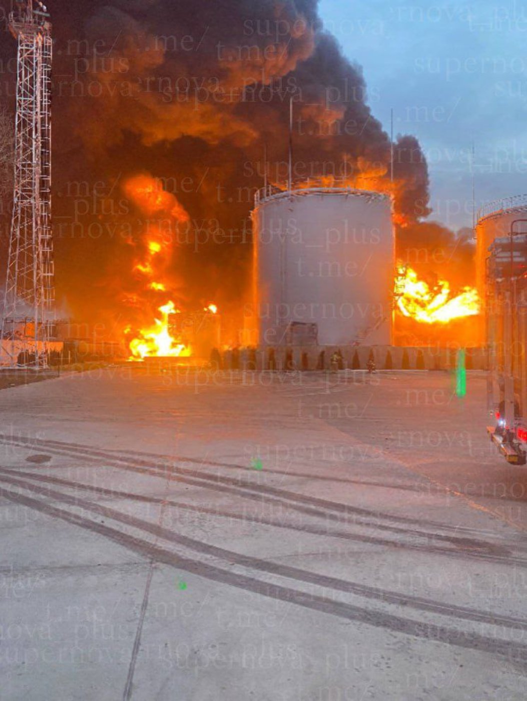 Удар по нефтебазе в Краснодарском крае