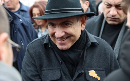 Пашинян извинился за скандал в метро
