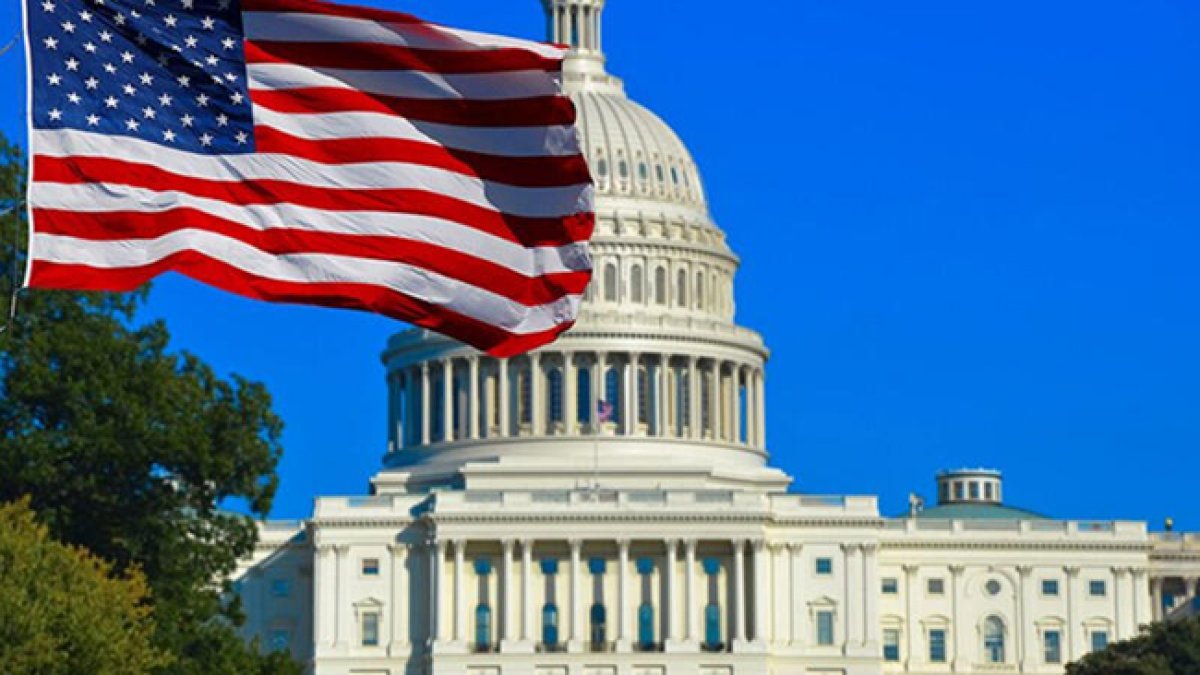 В США не хватает денег на войну: медицина подождет
