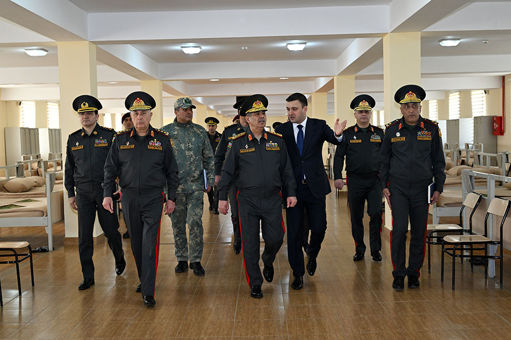 В Азербайджане введены в эксплуатацию новые военные объекты