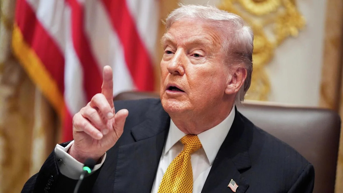 Трамп: США ответят на удар Ирана по НПЗ в Хайфе