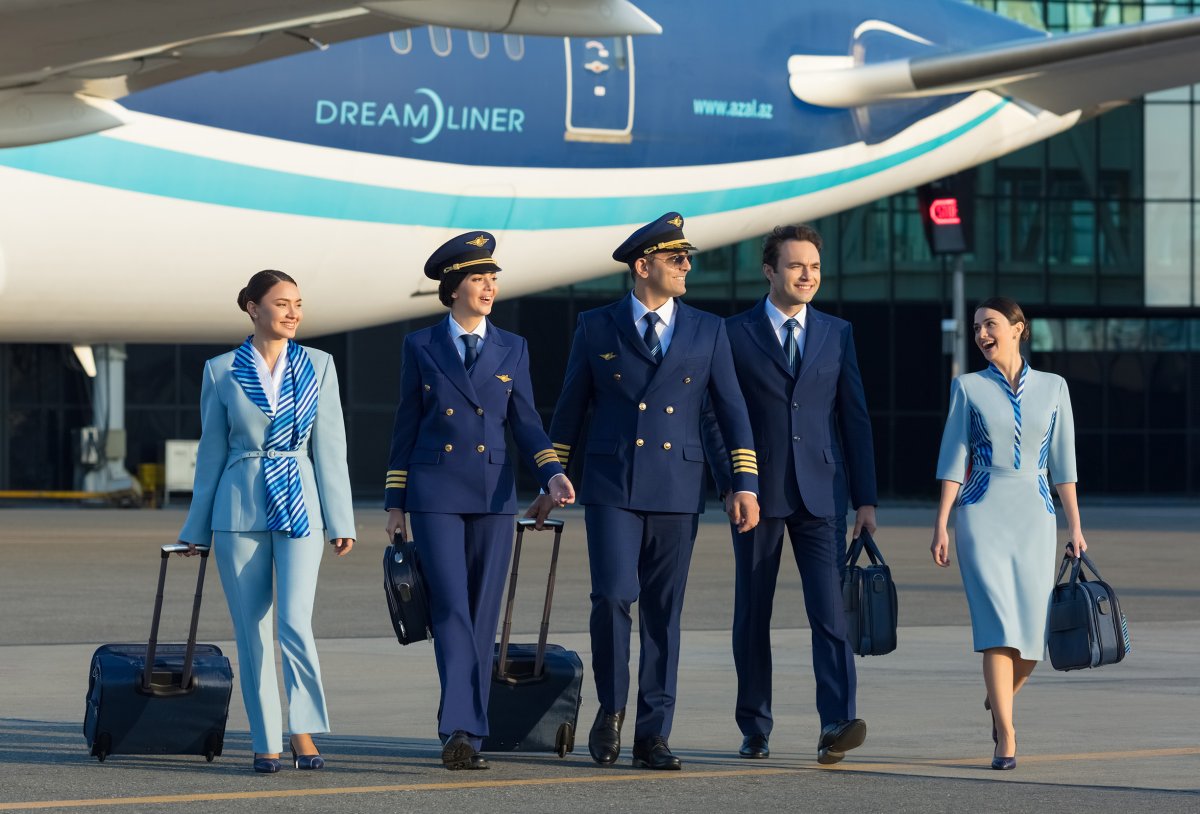AZAL расширяет флот